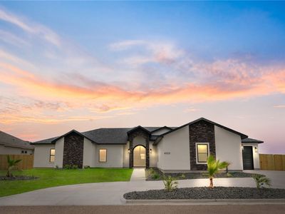 4025 Ranch Lake Dr