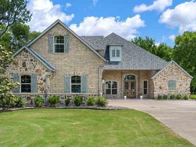 1045 Amber Way