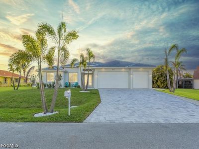 Property at 912 SW 4th Pl, Cape Coral, FL