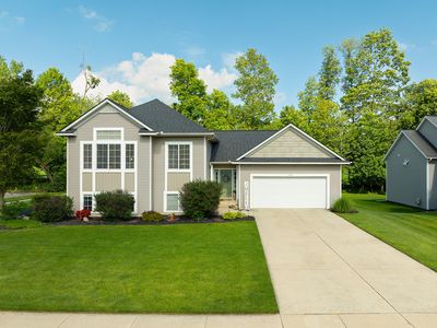 2198 Applegate Dr NW