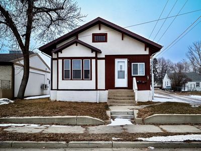 Property at 114 8th Ave NW, Minot, ND