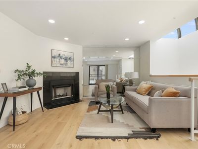 410 N Lincoln Ave APT D