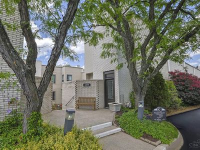 2394 Dana Ave