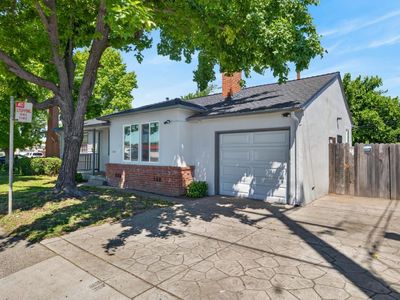 5015 Fruitridge Rd