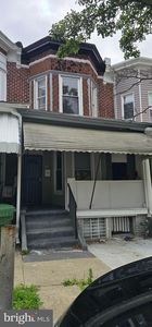 611 Denison St