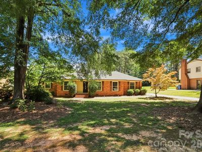 Property at 13507 Four Oaks Ln, Matthews, NC