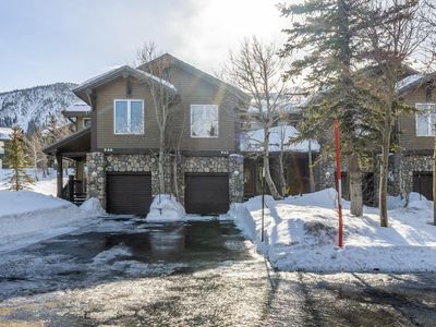 941 Links Way APT 941