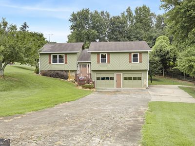 1090 Hickory Rd