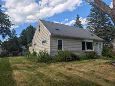 527 Emil Ave