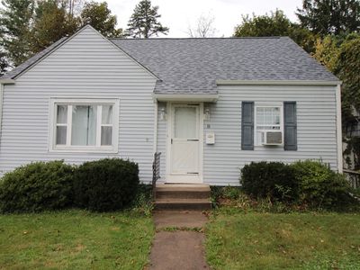 8 Martin Ave