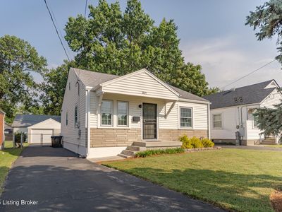 807 Molter Ave
