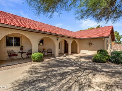 10240 N DEMARET Drive