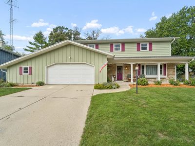 742 Mequon Ave