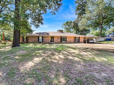 415 Nathan Dr