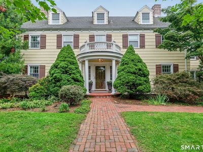 39 West Meadow Road