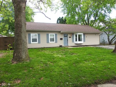 1111 Ashland Ave