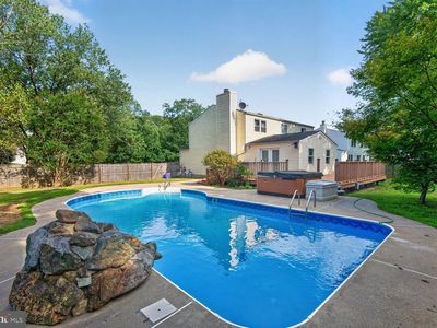 17316 Amity Dr