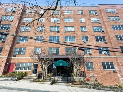 25 Franklin Avenue #2A