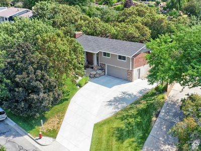 3216 Fernwood Dr