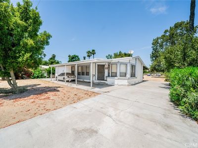 19384 El Rivino Rd