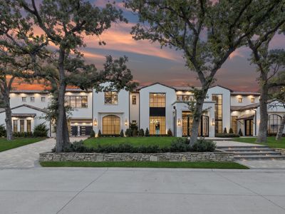 1609 Meandering Way Dr