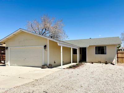 907 Amador Cir