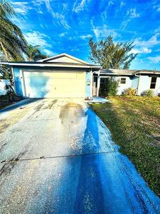2923 SW 11th Ct