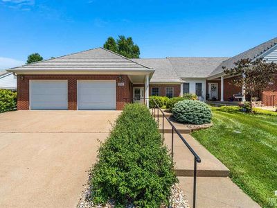 1522 Williamsburg Dr