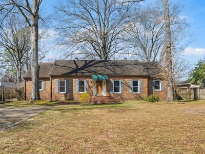 353 Colonial Rd