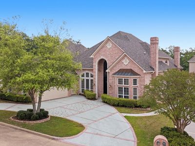 7050 Walden Dr
