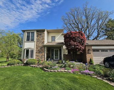 1323 N Silo Ridge Dr