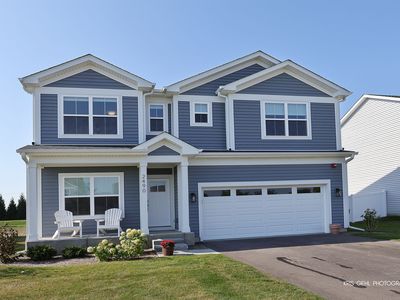 Property at 2490 Olivia Ct, Wauconda, IL