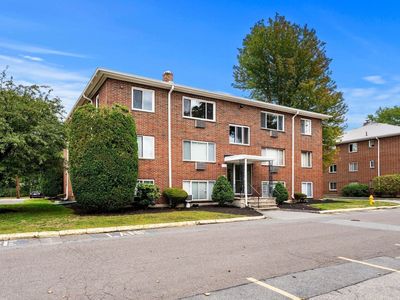 3 Albert Dr Unit 11