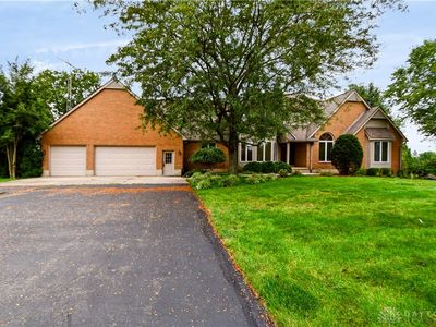 7051 Studebaker Rd