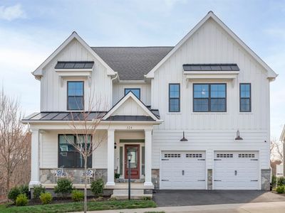 324 Bishopgate Ln