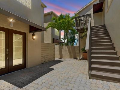 487 Pinellas Bayway S APT 207