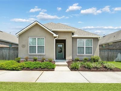 311 E Lakeshore Dr