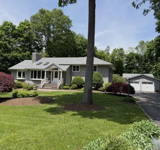 3 Hunter Court