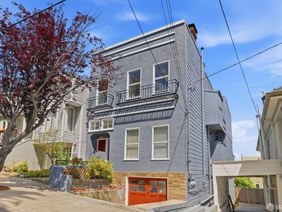 1770-1772 Quesada Ave