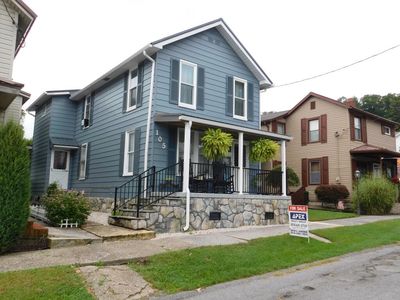 105 W Halley St