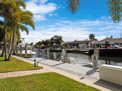 1100 SW 12th St #109