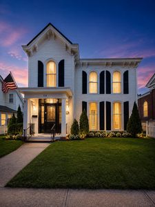 214 W Main St
