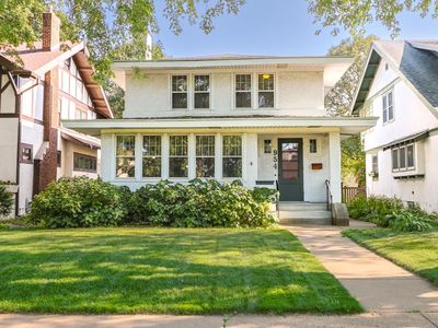 954 Fairmount Ave