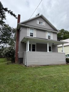 6 Roosevelt Ave