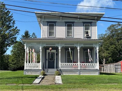 24 Arch St