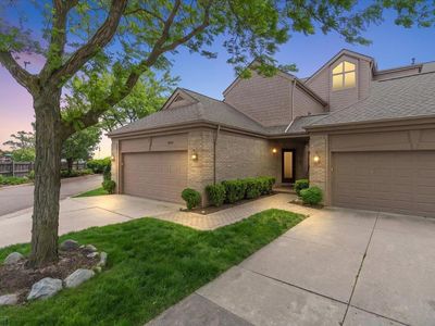 26151 Harbour Pointe Dr