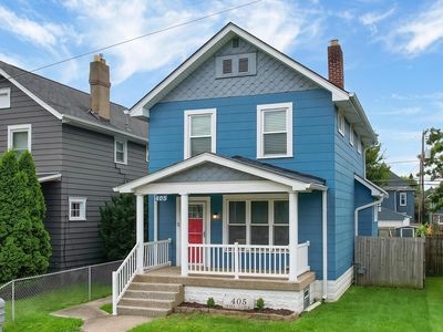 405 Sheldon Ave