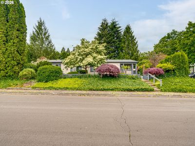 4209 NE 105th St