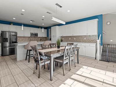 1923 Ray Abril Jr Ln