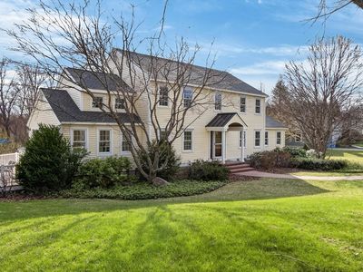 18 Robert Rd